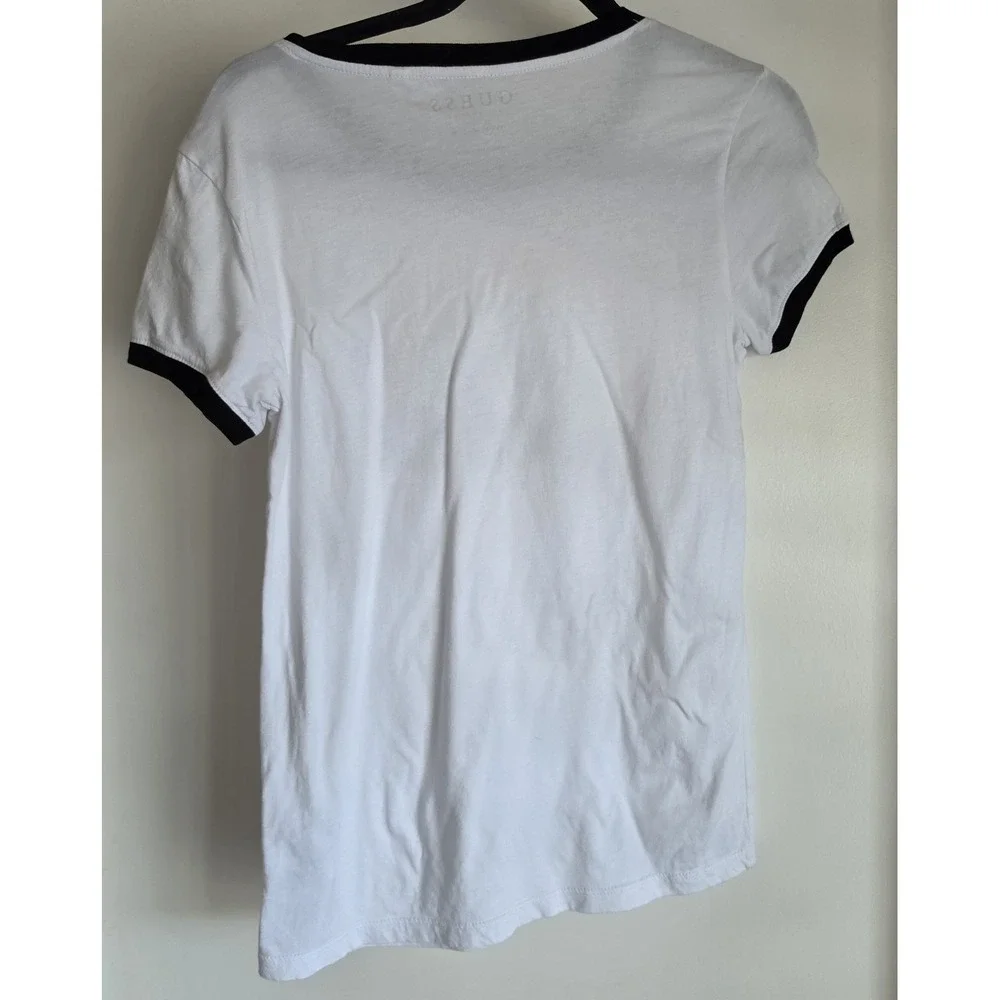 Guess Women's Graphic T-Shirt Size S White Black Short Sleeve Casual Tee Top - Picture 2 of 7